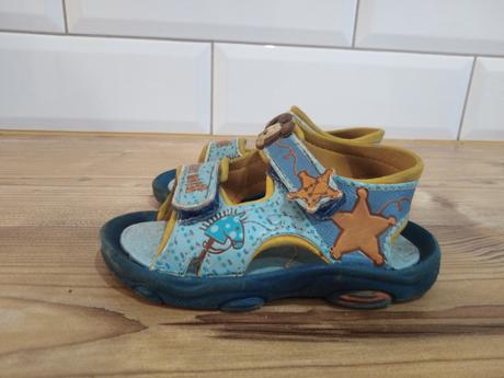 Sandálky, disney,22