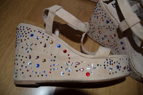 Malo nosene sandalky, baťa,40