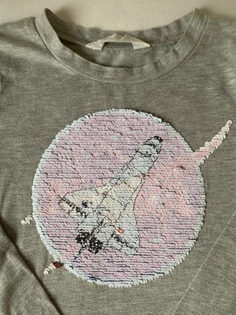 Tricko h&m a meniacimi flitrami, bushman,134