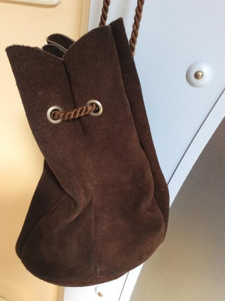 Kožený semišový batôžtek,