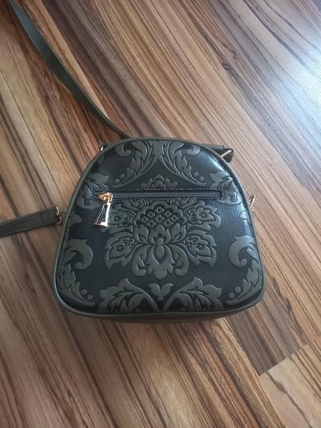 Kožená kabelka, 