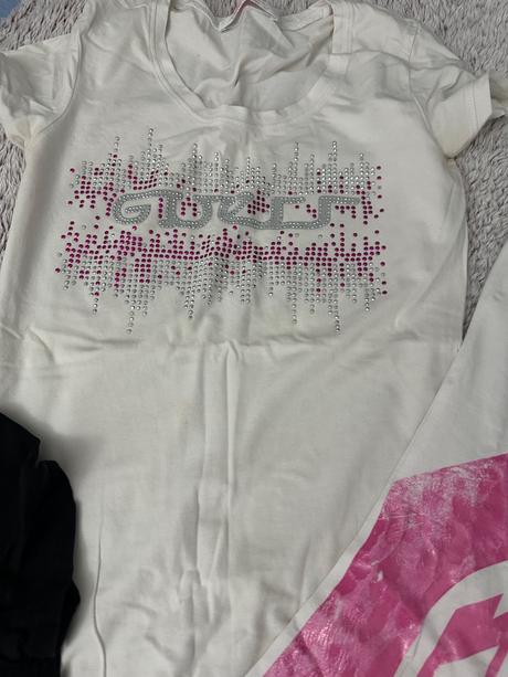 Guess trička, guess,s