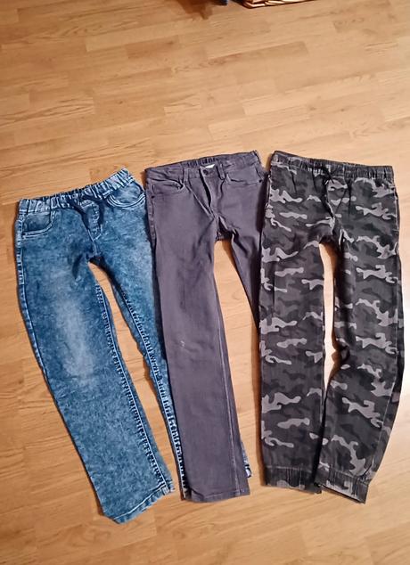 3z chlapcenske nohavice, h&m,152
