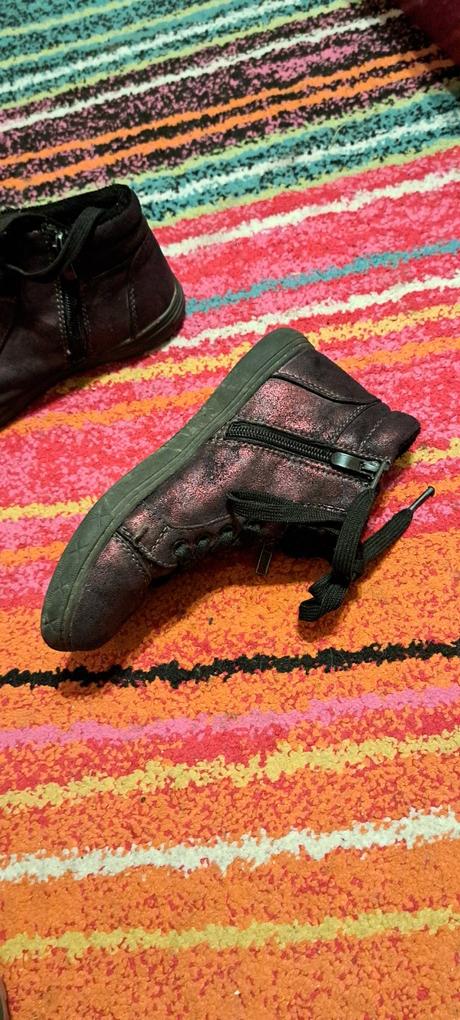 Jesenné topanky, 32