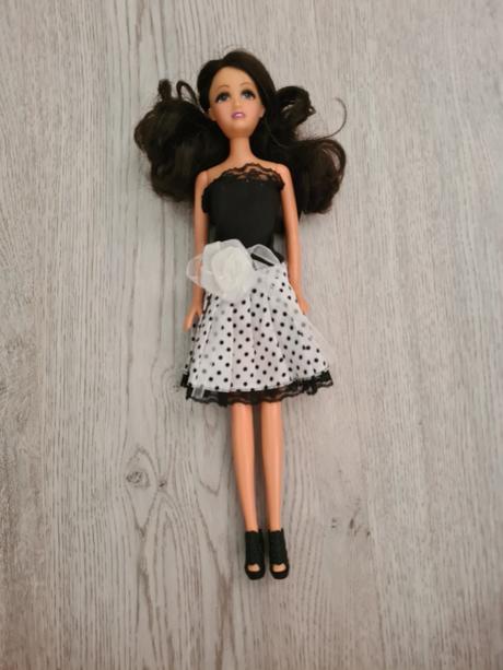 2x barbie,