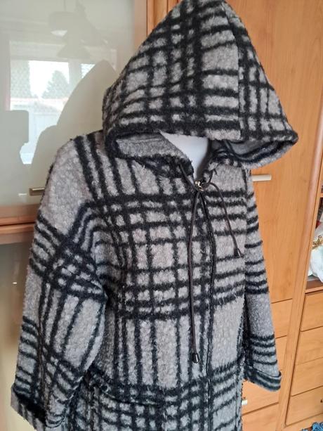 Dámsky kabát s kapucou, l