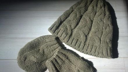 Čiapka+rukavice zo zlatou niťou prešivane12-24mes., mothercare,92