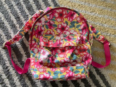 Menší batoh mi-pac,