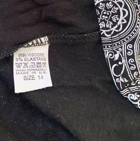 Nove mini šaty čierno-biele dlhy rukav boohoo, xl