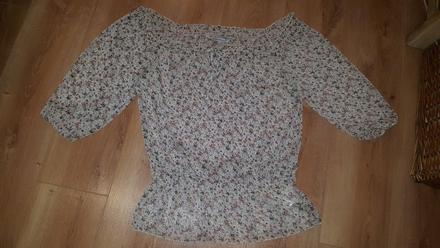 Kvetovaná bluza, clockhouse,l