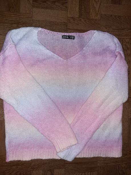 Farebný svetrík., 38