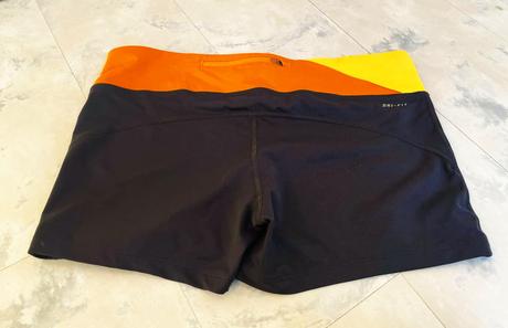 Elastické šortky, nike,xl