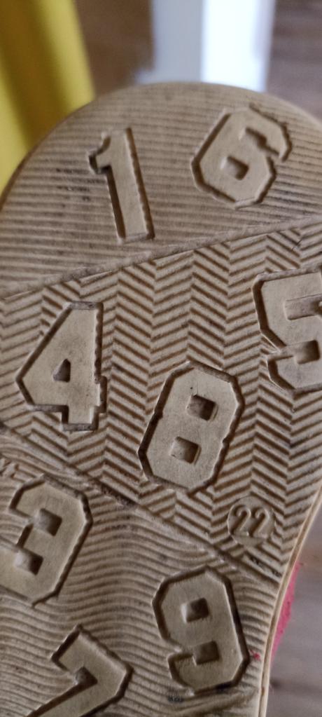 Prechodné topanky, 22