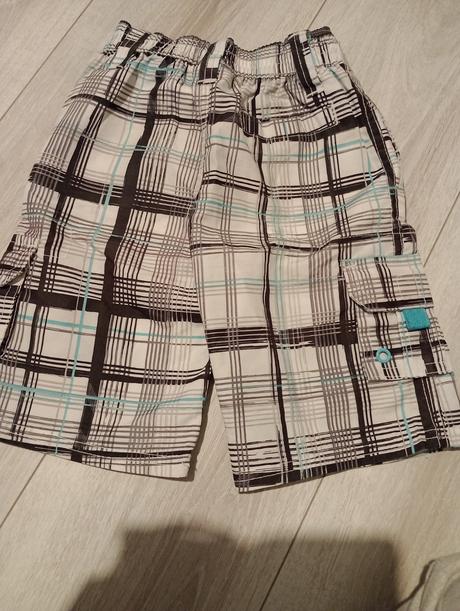 Platené kraťasy, 104