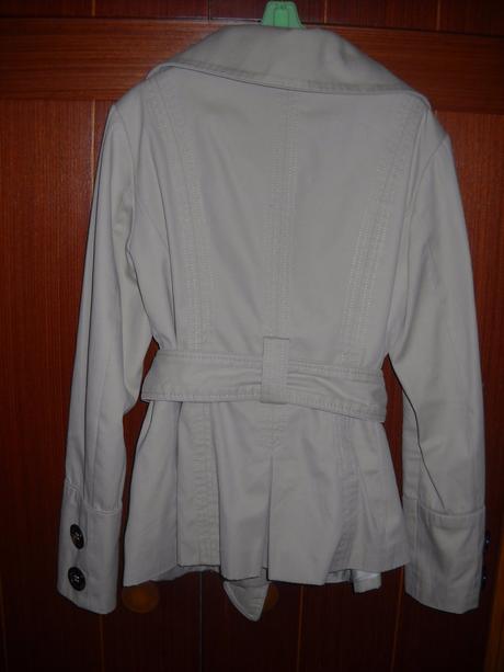 Kratší kabátik, s