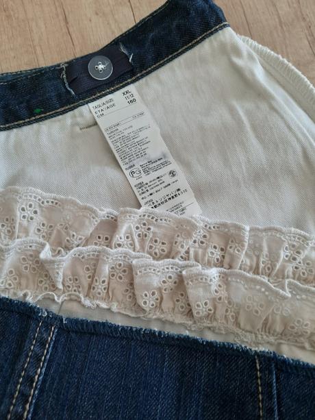 Rifľová suka s volániko, benetton,158