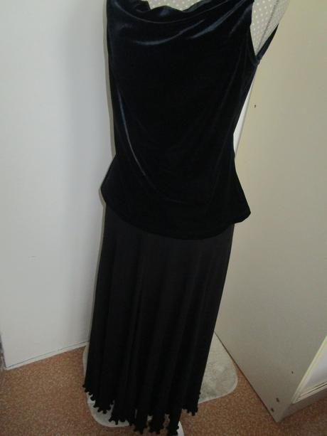 3076. znač. top, marks & spencer,l