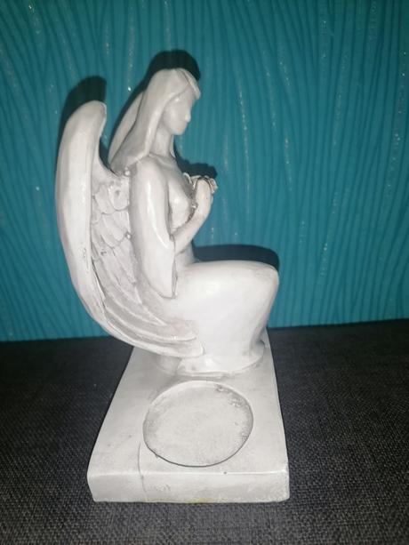 Socha anjela spominame, 