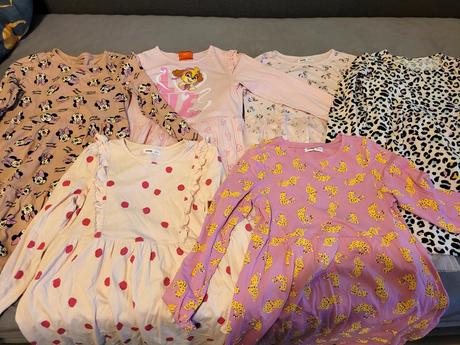 Šaty sinsay-6 kusov-veľ.140 - super stav, sinsay,140