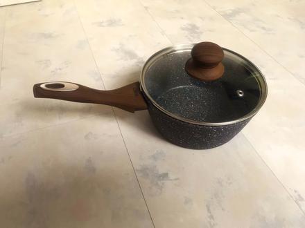 Kvalitná vysoká rajnica s pokrievkou, 