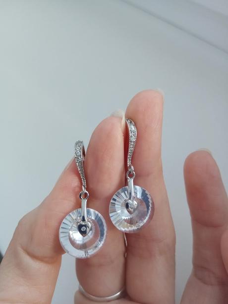 Trblietavé náušnice, 