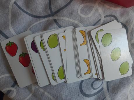 Spoločenské hry vrátane poštovného,