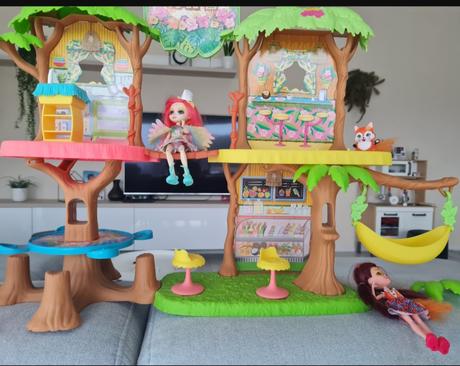 Cafe entchantimals domcek,