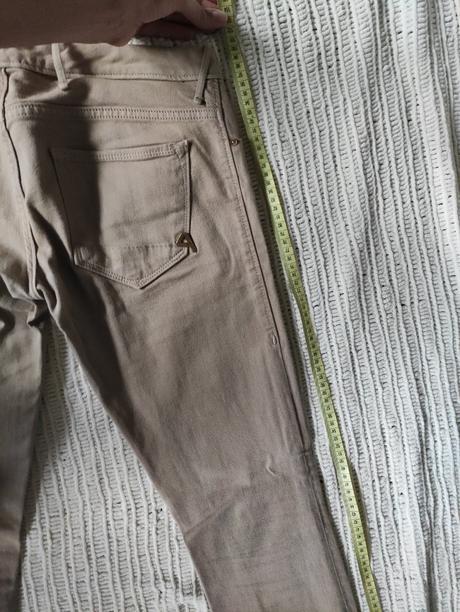 Kvalitné bavlnené nohavice talianskej značky cycle, 40