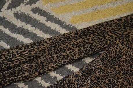 Plisovaný leo top, c&a,42