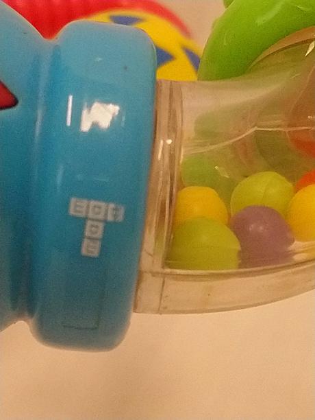 Hrkálka - hryzátko zig zag oranžovo zelená, 21 cm,