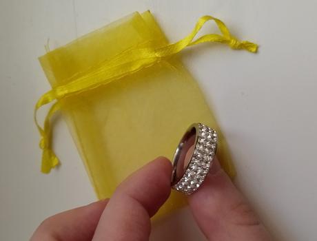 Dámsky prsteň, takko