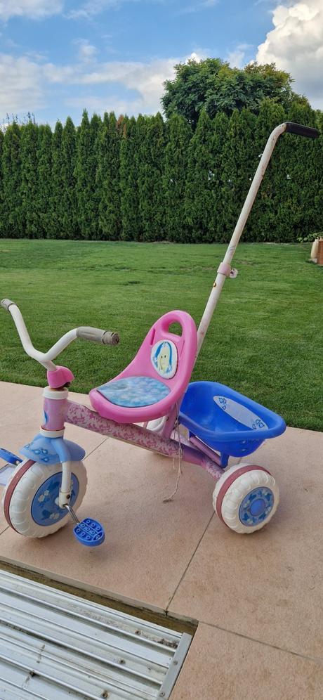 Trojkolka barbie, 