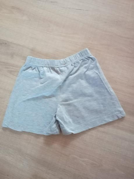 Sivé sortky cars 110/116, 110