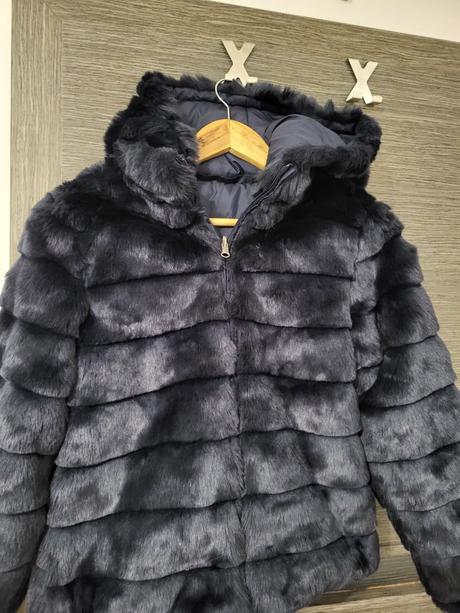 Zimna bunda obostrana, 152