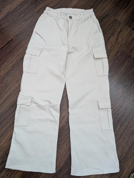 Vreckové nohavice, 146