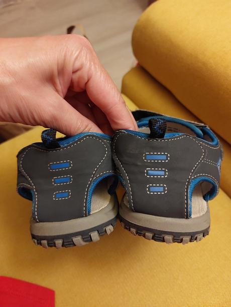 Chlapčenské mäkkučké sandálky veľkosť 32, 32