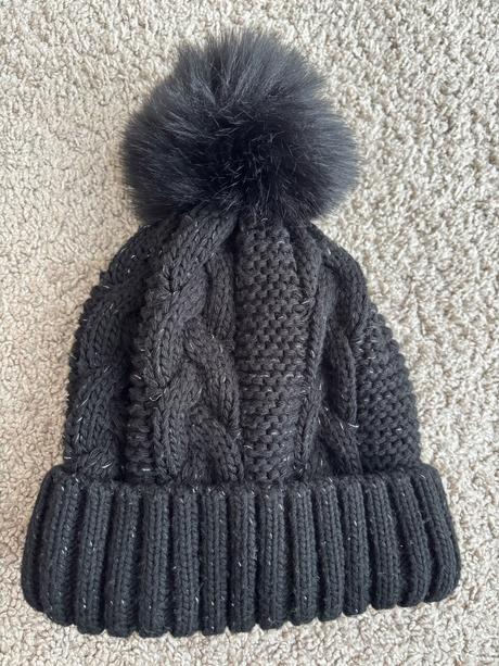 Čiapka, broadway,140