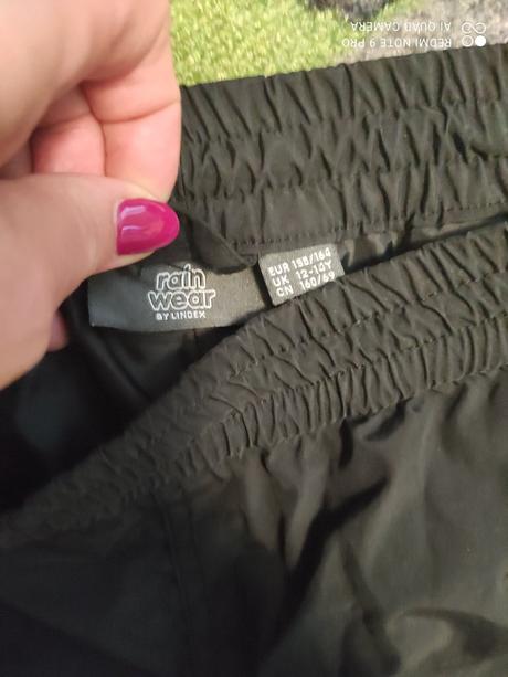Nohavice do dazda nové rain wear, 158