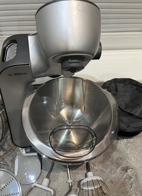 Kuchynský robot bosch mum 58364 1000w, bosch