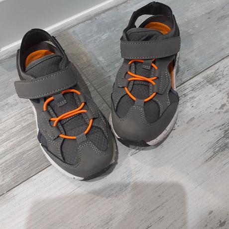 Chlapčenské sandále, 29