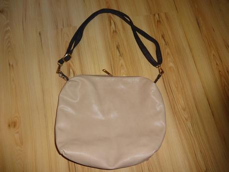 Kabelka stredne velka, 