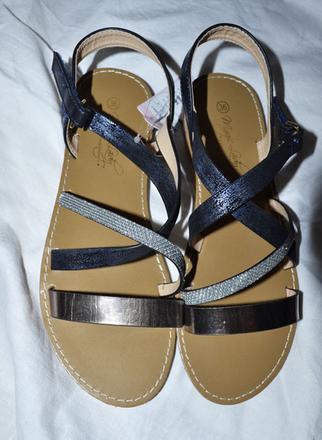 Modrostrieborné sandálky zn. ccc, 36