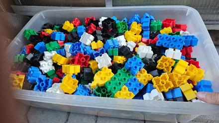 Kocky stavebnica plast,