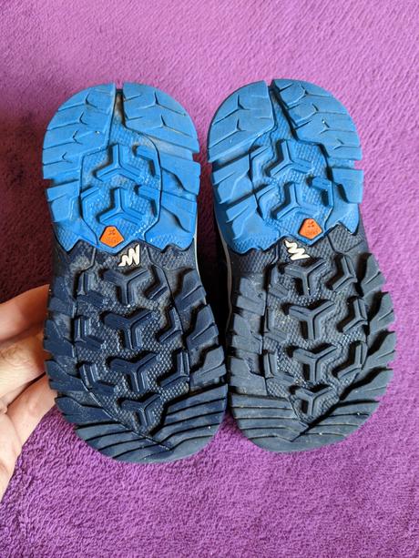 Turistické topánky, 24