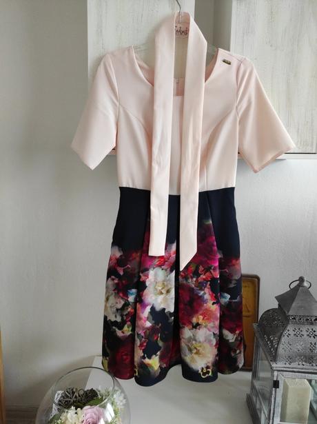 Príležitostné šaty, s