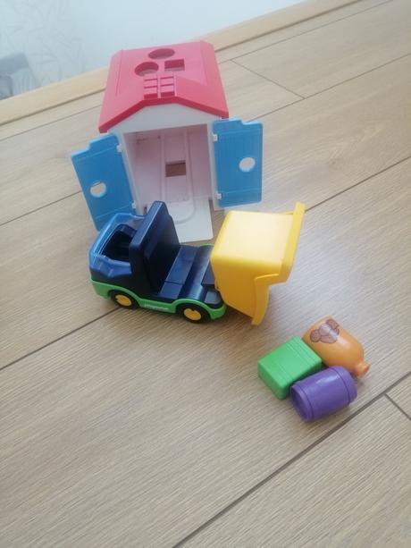 Auto, domček a príslušenstvo, 