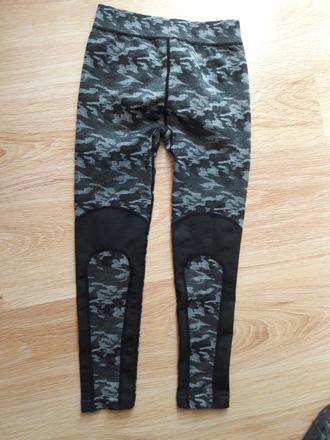 Športové legíny--134, 134