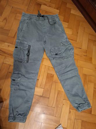 Cargo nohavice, pull&bear,s