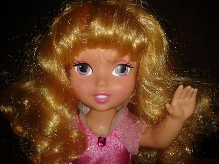 Bábika disney nehraná,