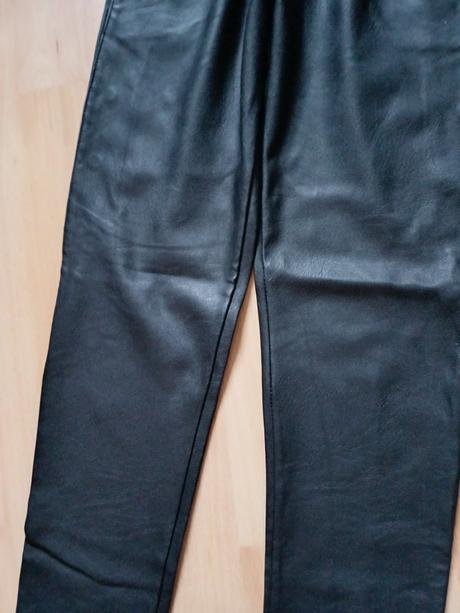 Koženkové gate 110/116, 116